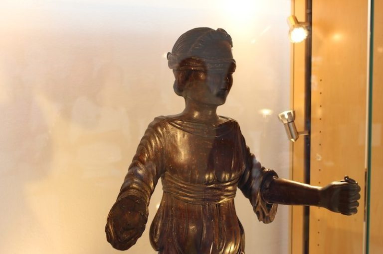 Purmerender voor 38 maanden de cel in voor gewapende overval in Batavia Stad Fashion Outlet