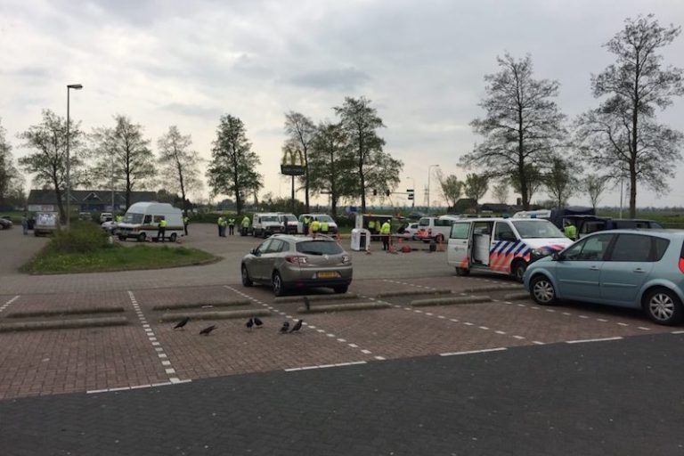 Politie Noord-Holland houdt grootschalige controle bij rijscholen: vijf positieve THC-tests in Haarlem